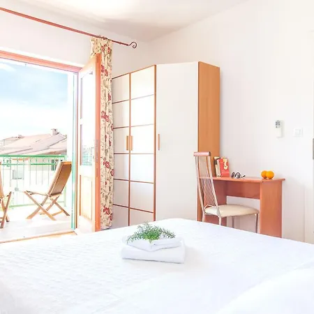 Mare, Free Breakfast, 80 M From Sea - Direct Landlord