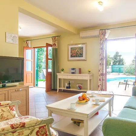 Tatil Evi Villa Mare, 80 M From Sea